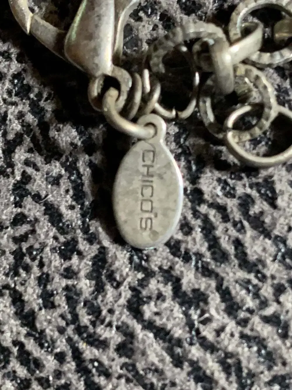 Chico’s Shell silver tone large medallion Necklace